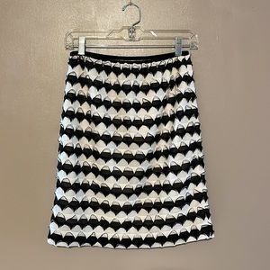 Joseph Ribkoff black/white skirt size 10